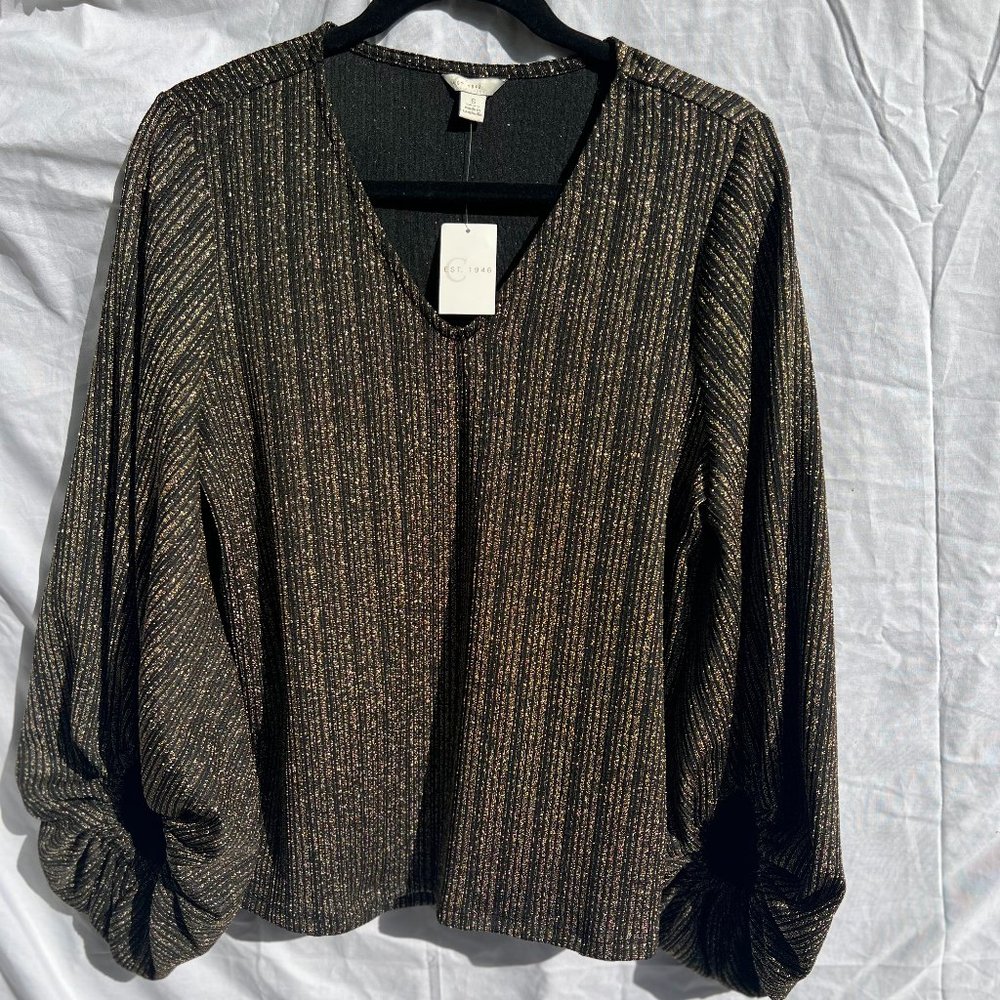 3X $30.00 Cato V-Neck top.